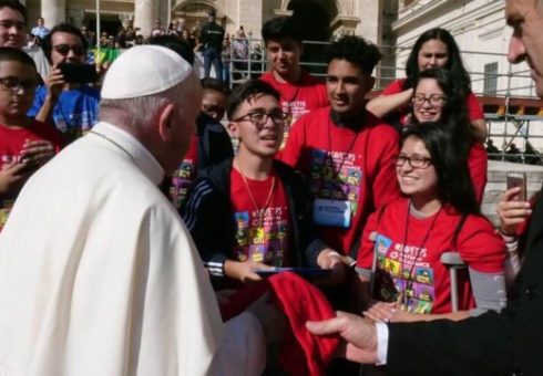 Pope with TPS Children